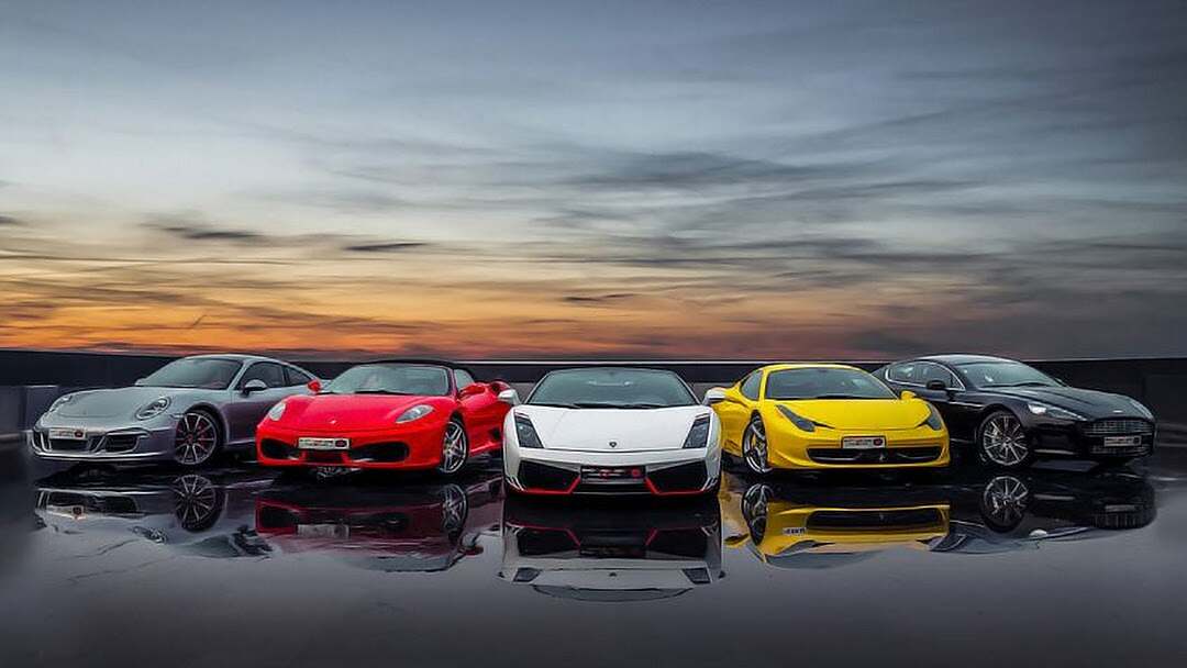 کدام خودرو لوکس را برای اجاره انتخاب می‌ کنید؟