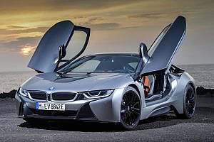 حذف BMWI i8